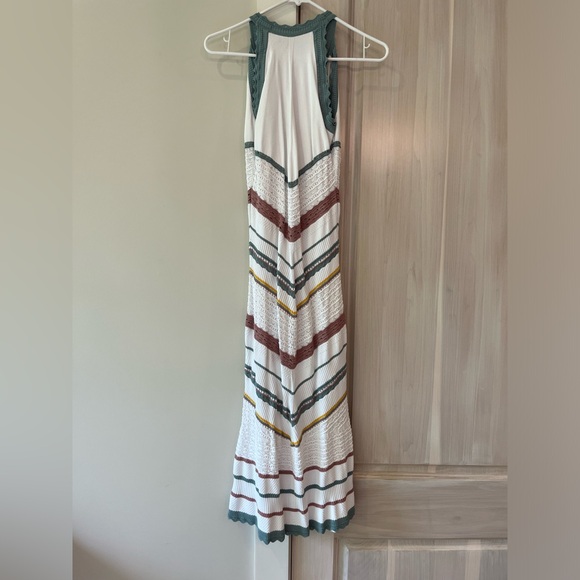 Alexis Dress - Picture 2 of 3